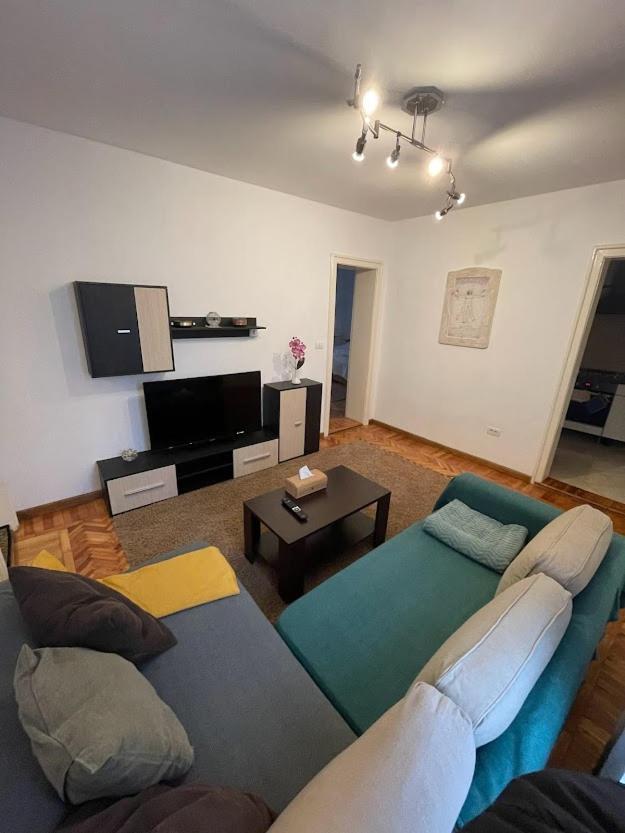 Crisan 40 Casa Muntean 100Mp 3Camere 3Paturi 1 Canapea 2 Dormitoare Parcare Timişoara Exteriör bild