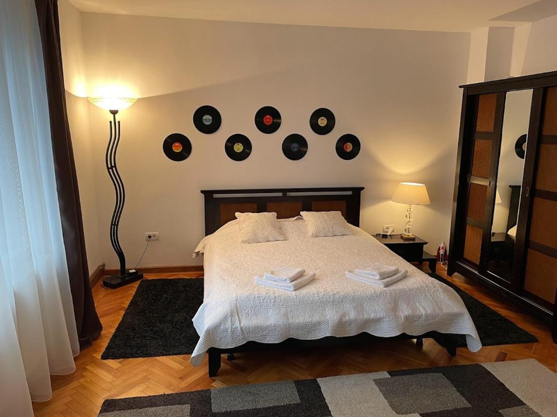 Crisan 40 Casa Muntean 100Mp 3Camere 3Paturi 1 Canapea 2 Dormitoare Parcare Timişoara Exteriör bild