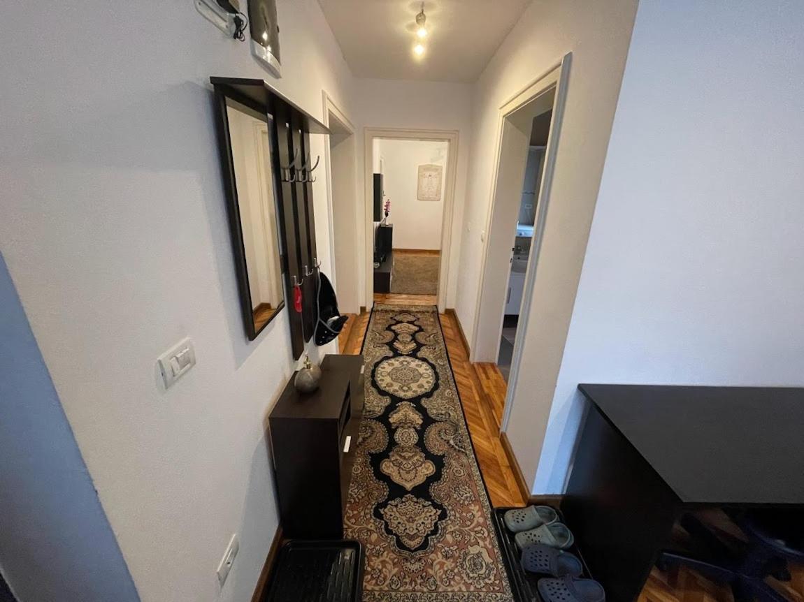 Crisan 40 Casa Muntean 100Mp 3Camere 3Paturi 1 Canapea 2 Dormitoare Parcare Timişoara Exteriör bild