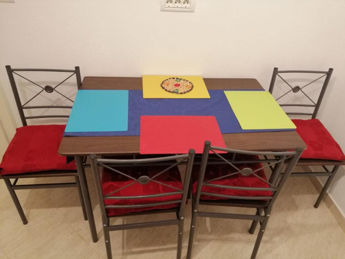 Crisan 40 Casa Muntean 100Mp 3Camere 3Paturi 1 Canapea 2 Dormitoare Parcare Timişoara Exteriör bild